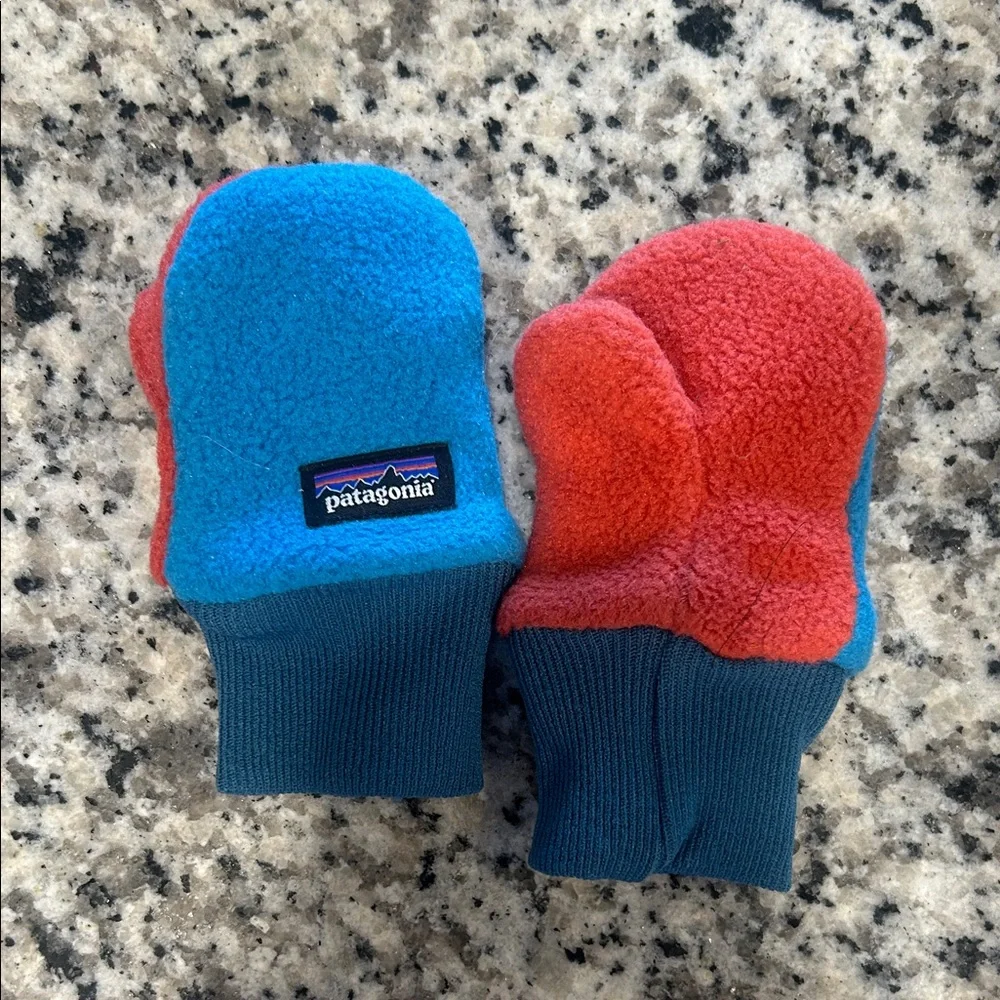 Patagonia Kids' Vibrant Blue and Red Mittens
